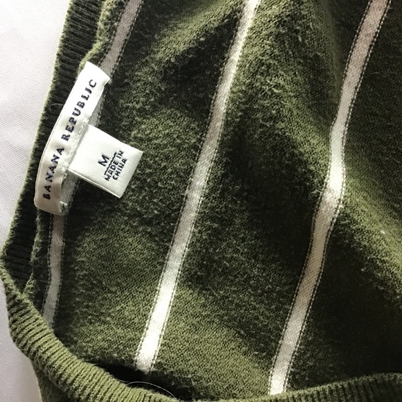 Banana Republic Medium Sweater - Picture 3 of 6